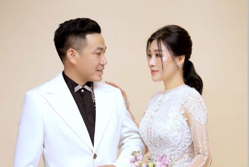 Xuân Nguyên & Hương Giang