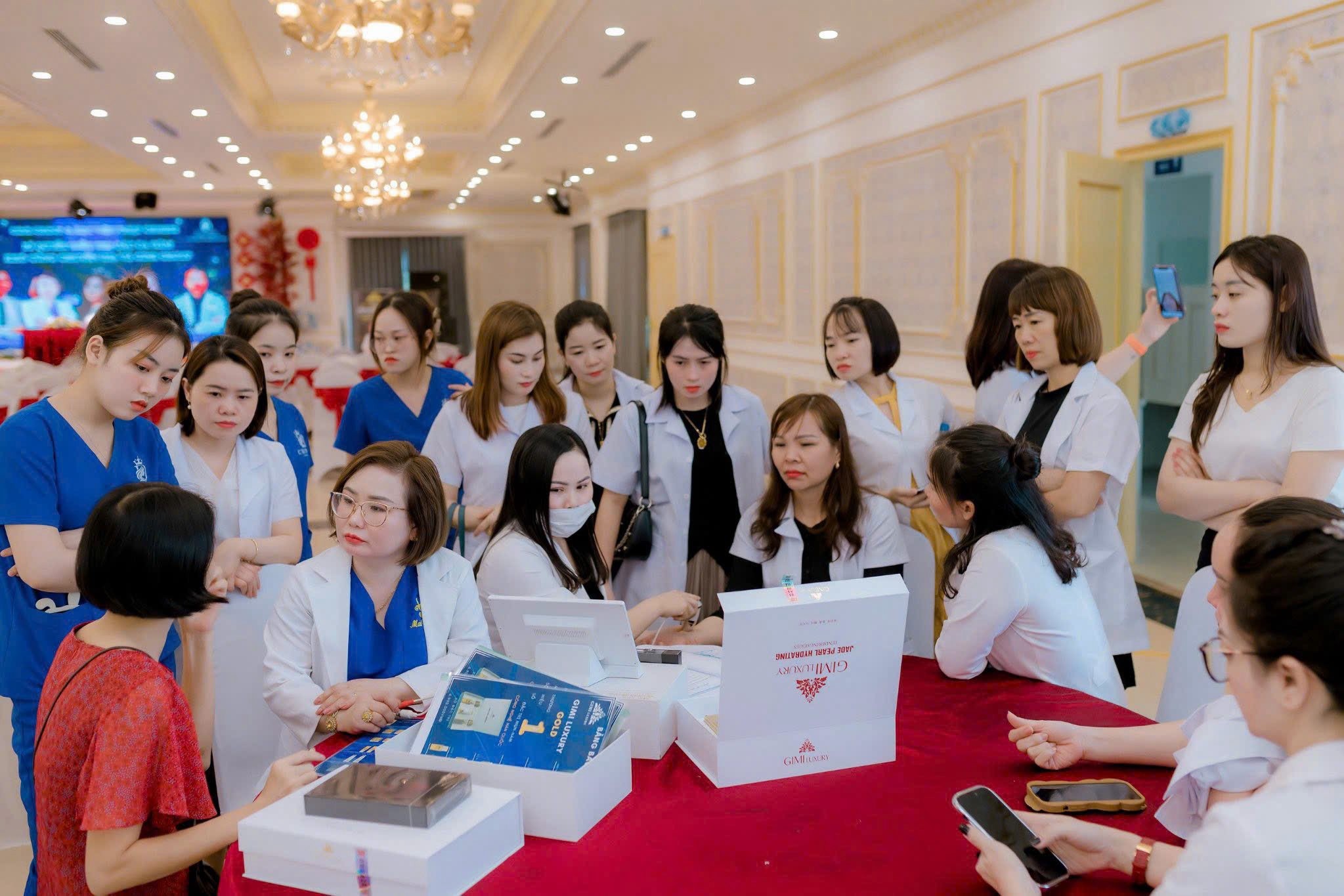 hoc-vien-tham-my-quoc-te-chohee-6-1748313191.jpg
