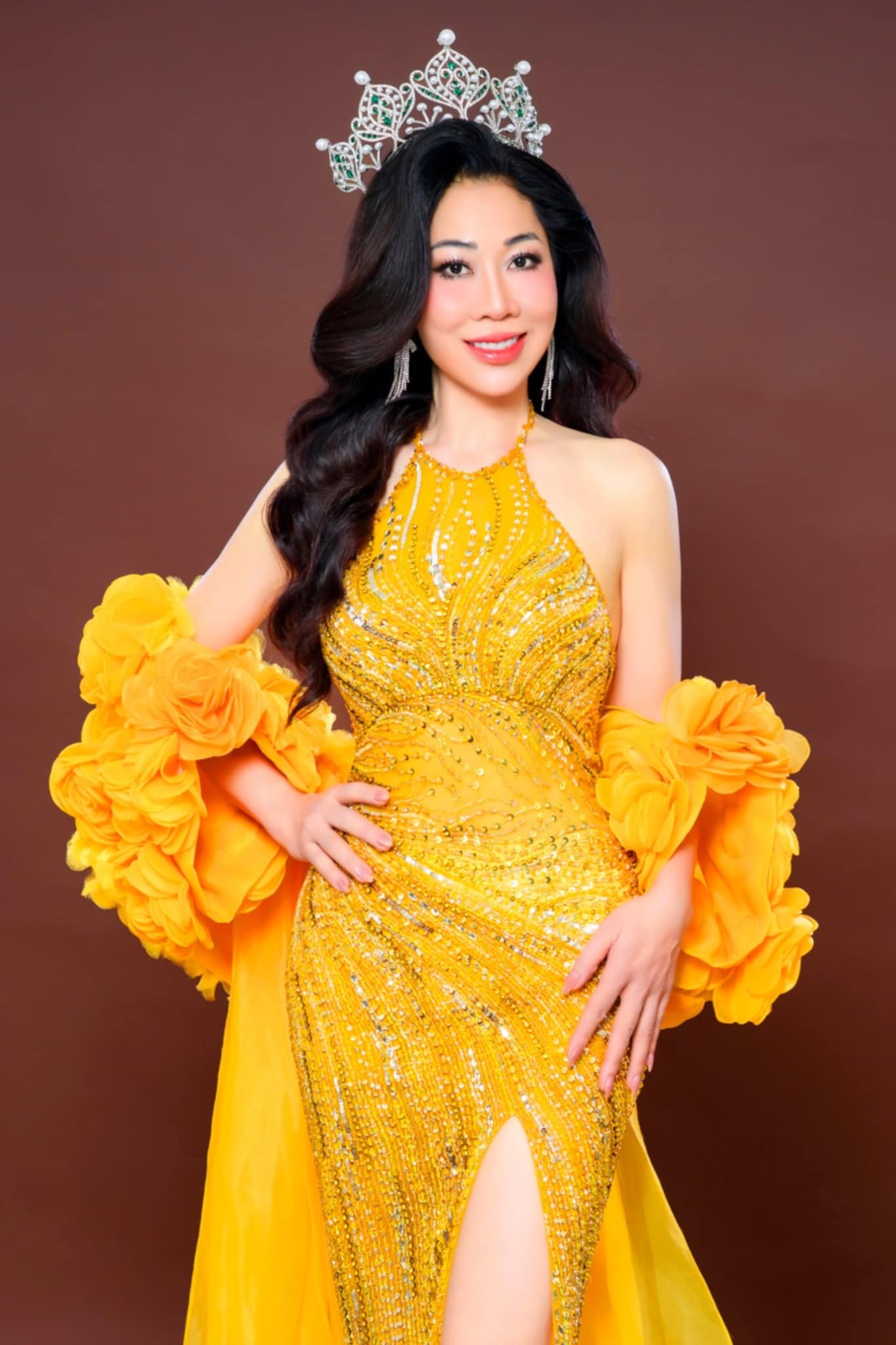 hoa-hau-lai-thi-thu-ha-6-1753514235.jpg