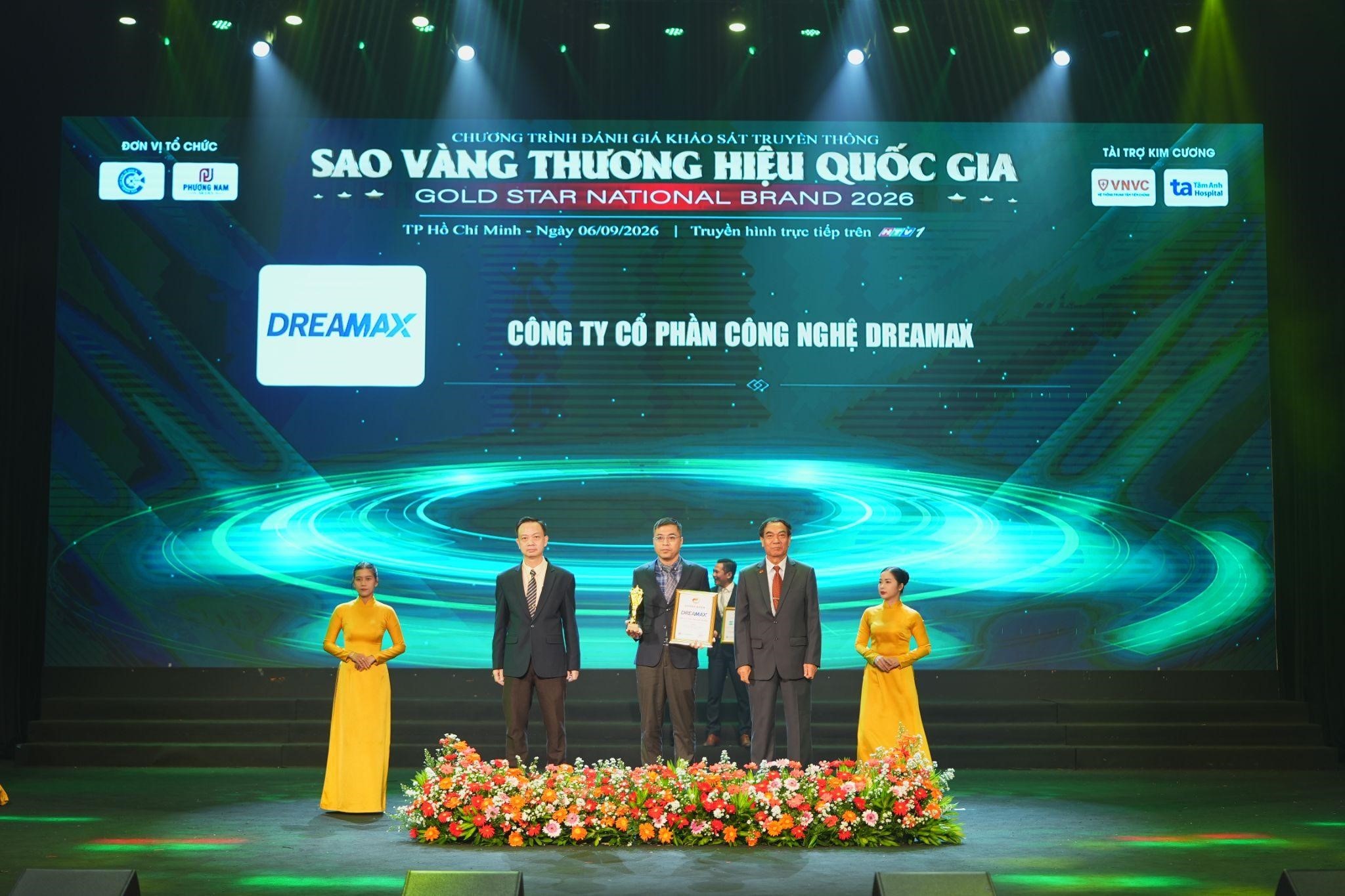 dreamax-1790215821.jpg