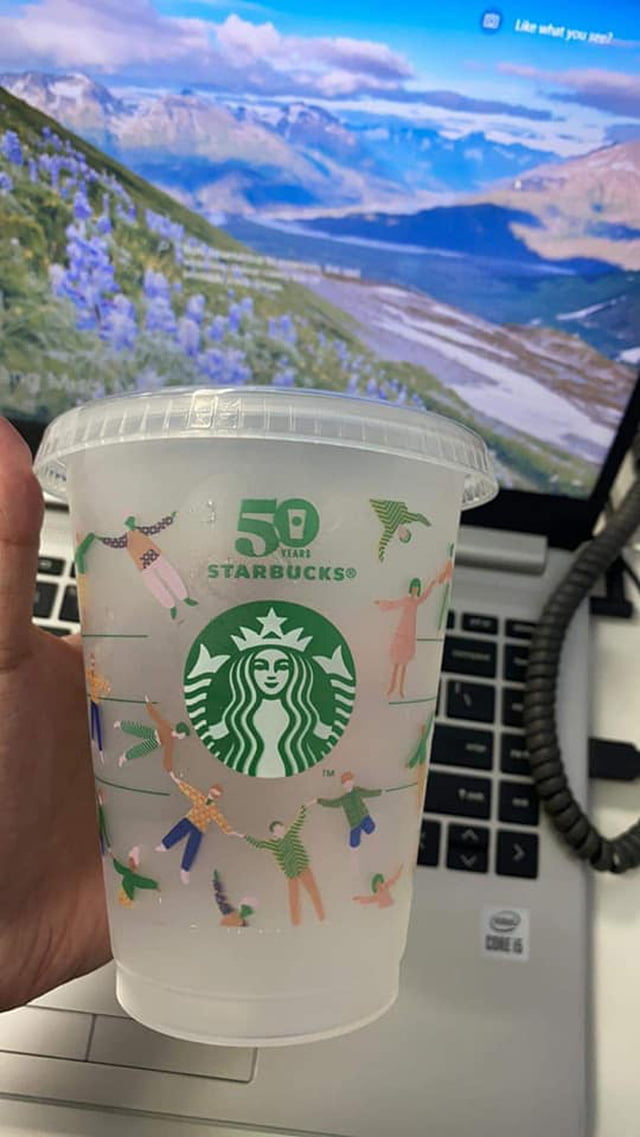 HOT: Starbucks tặng cốc giới hạn nhân sinh nhật 50 năm, shipper đi giao đơn mệt xỉu vì nhiều chi nhánh bị quá tải - Ảnh 8.
