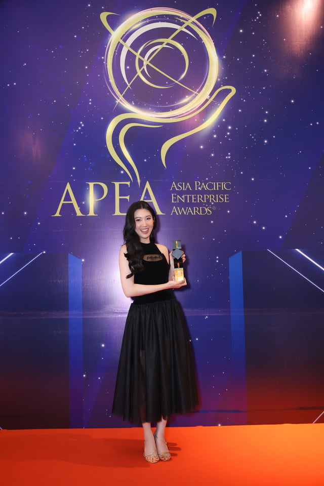 Ngô Kiến Huy, Thúy Ngân tham gia lễ trao giải Asia Pacific Enterprise Awards - Ảnh 4.