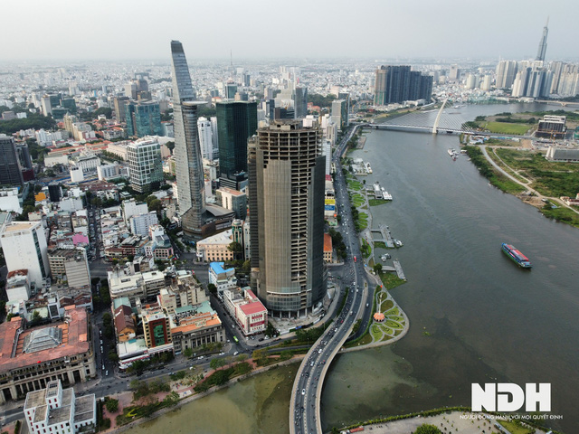  Cận cảnh dự án đình trệ 13 năm giữa trung tâm Sài Gòn: Đổi chủ, rào chắn mới được dựng  - Ảnh 14.