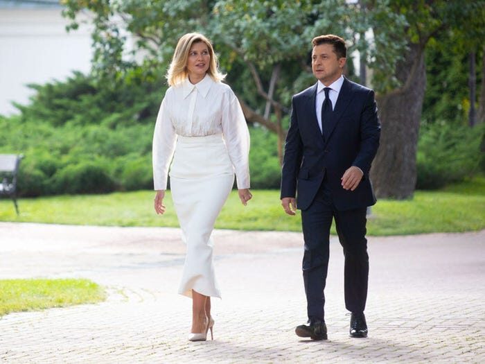 Người vợ giỏi giang, giàu có của Tổng thống Ukraine Volodymyr Zelensky Ảnh 5