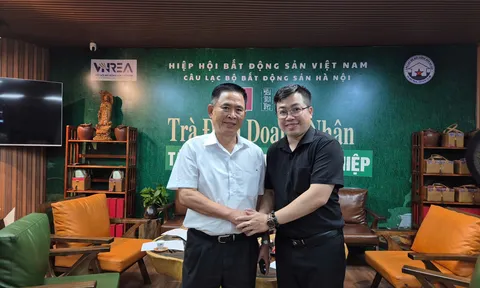 Chuyên gia Robert Tuấn tham gia Tái cấu trúc Doanh nghiệp Bất Động Sản với sự tham gia của Trung tướng, GS.TS. Nguyễn Đình Chiến