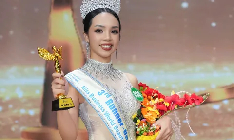Nguyễn Thanh Huyền – Giám đốc kinh doanh Sumpharma đăng quang Á hậu Miss Business World Beauty 2025