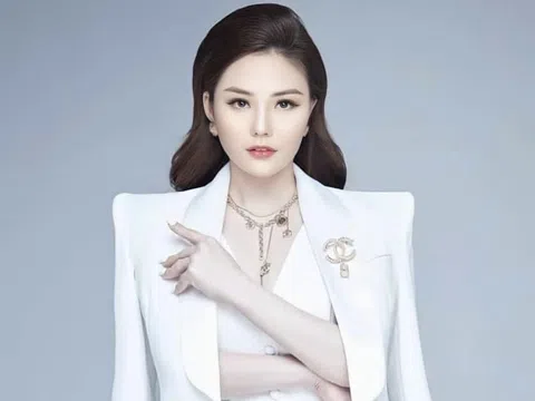 Bà Huỳnh Ngọc Trâm Anh – đại diện AROKA đồng ban tổ chức VIETNAM – KOREA BEAUTY 2022