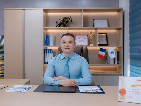 Doanh nhân Nguyễn Hồng Đăng không chỉ bản lĩnh trong kinh doanh mà còn sở hữu vẻ ngoài điển trai