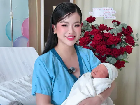 Hoa hậu Jennifer Ly xúc động gửi lời tri ân sau khi chào đón thêm thành viên mới