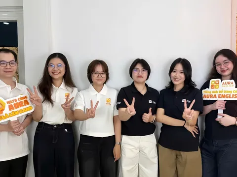 Từ cử nhân Kinh doanh Quốc tế đến đồng sáng lập Aura English - Khi tiếng Anh trở thành hành trang phát triển sự nghiệp